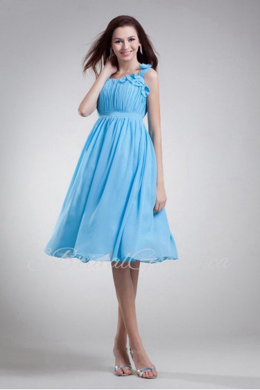 Chiffon Straps Knee Length Dress with Hand-made Flowers