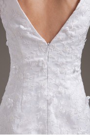 Lace V-Neckline Short Dress with Embroidery