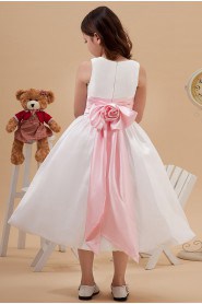 Taffeta Scoop Neckline Tea-Length Ball Gown Dress with Manual Flower