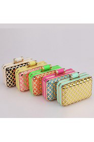 Women's The Hollow Metal Mesh Color Matching Evening Bag