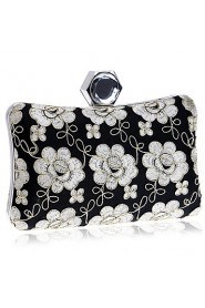 Women The Embroidery Pattern Evening Bag