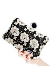 Women The Embroidery Pattern Evening Bag