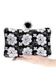 Women The Embroidery Pattern Evening Bag