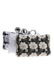 Women The Embroidery Pattern Evening Bag