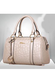 Women PU Barrel Shoulder Bag / Tote Beige / Black