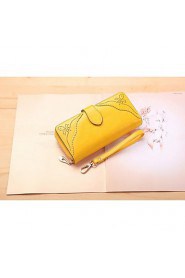 Women's Retro Carved Genuine Leather Wallets Clutch Purse Wristlets