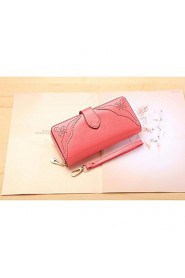 Women's Retro Carved Genuine Leather Wallets Clutch Purse Wristlets