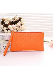 Women Crocodile Patent Leather Wrist Strap Zipper Casual Clutch Bag Coin Purse