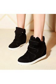 Women's Shoes Faux Wedge Heel Wedges / Round Toe Fashion Sneakers Casual Black / Red