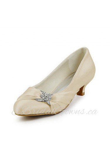 Women's Shoes Silk / Leatherette Low Heel Heels Heels Wedding / Party & Evening / Dress White / Beige