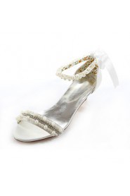 Women's Shoes Silk / Leatherette Low Heel Heels Heels Wedding / Party & Evening / Dress White / Beige