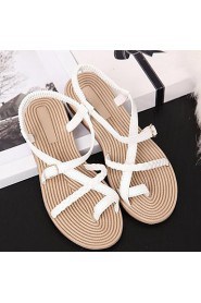 Women's Shoes Beach Patent Leather Flat Heel Toe Ring / Comfort Sandals Outdoor / Casual Black / White