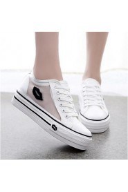 Women's Shoes Lip Canvas / Tulle Platform / Comfort / Round Toe Fashion Sneakers Outdoor / Athletic / Casual