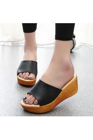 Women's Shoes Patent Leather Wedge Heel Peep Toe / Flip Flops / Comfort Sandals Casual Black / White / Silver / Orange