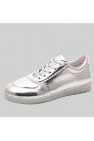 Women's Shoes Leatherette Flat Heel Round Toe Fashion Sneakers Outdoor / Casual / Athletic Silver / Gold