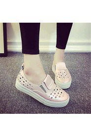 Women's Shoes Leatherette Flat Heel Comfort Loafers Outdoor / Athletic / Casual Pink / White