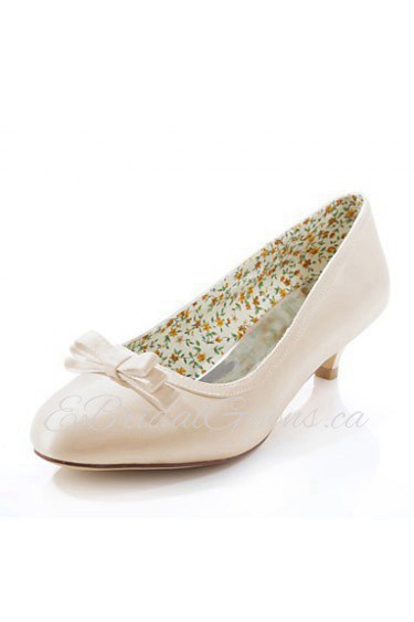 Women's Shoes Silk / Leatherette Low Heel Heels Heels Wedding / Party & Evening / Dress White / Beige