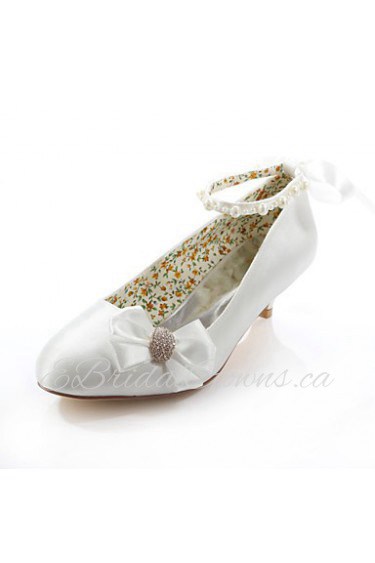 Women's Shoes Silk / Leatherette Low Heel Heels Heels Wedding / Party & Evening / Dress White / Beige