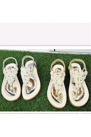 Women's Shoes PU Flat Heel Flip Flops / Comfort Sandals Outdoor / Athletic / Dress / Casual Silver / Gold