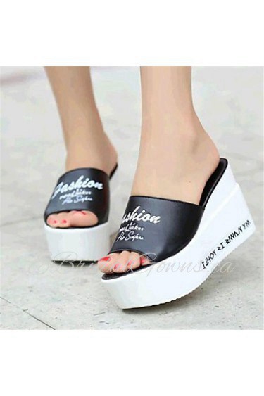 Women's Shoes Leatherette Wedge Heel Wedges Sandals / Slippers Outdoor / Casual Black / White