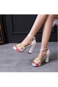 Women's Shoes Leatherette Chunky Heel Heels Sandals / Heels Wedding / Party & Evening / Dress / Casual Black / White