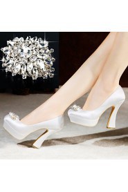 Women's Wedding Shoes Heels / Platform / Closed Toe Heels Wedding / Party & Evening / Dress Red / White / Champagne
