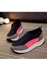 Women's Shoes Tulle Flat Heel Comfort Fashion Sneakers Outdoor / Casual Black / Red