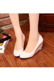 Women's Shoes Patent Leather Wedge Heel Round Toe Heels Dress / Casual Black / Pink / White / Beige