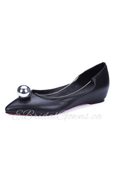 Women's Shoes Patent Leather / Calf Hair Flat Heel Pointed Toe Flats Office & Career / Dress / Casual Black / White