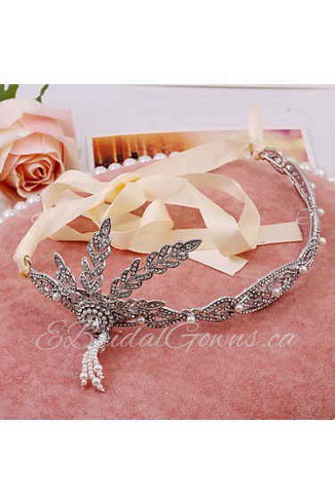 Women's Rhinestone / Alloy / Imitation Pearl Headpiece-Wedding / Special Occasion / Outdoor Tiaras 1 Piece