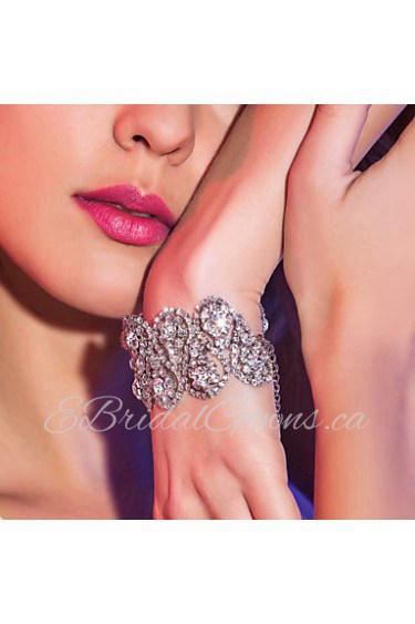 Elegant Alloy With Rhinestone Women's Bracelet