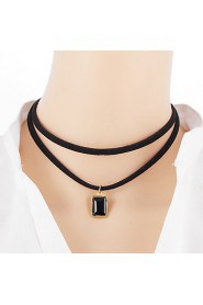 Korean Velvet Ribbon Leather Short Paragraph Clavicle Necklace Retro Green Crystal Pendant Necklace