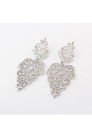 Women's Fashion Wild Hollow Bohemian Alloy Drop Earrings