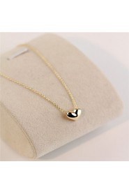 Gold Love Heart Short Collarbone Necklace(Gold/Silver)(1Pc)