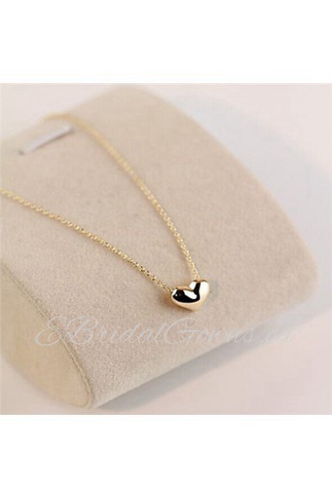 Gold Love Heart Short Collarbone Necklace(Gold/Silver)(1Pc)