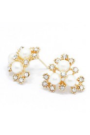 Lady's Pearl Crystal 18K Gold Plated Stud Earrings