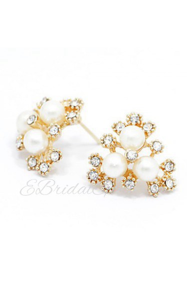 Lady's Pearl Crystal 18K Gold Plated Stud Earrings