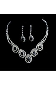 Alloy Wedding/Party Jewelry Set With Rhinestone