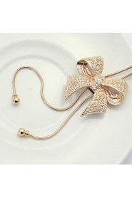 Women's European Style Fashion Noble Diamond Bow Sweater Chain Necklace