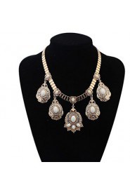 2 Colors Charm Luxury Western Style Rhinestone Pendant Necklace Women Vintage Choker Necklace Jewelry