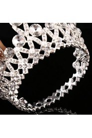 Women's / Flower Girl's Rhinestone / Alloy Headpiece-Wedding / Special Occasion Tiaras 1 Piece