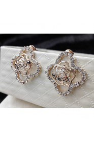 Women's Noble and Elegant Style of the Four Petal Rose Diamond Earrings