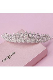 Women's Pearl / Rhinestone / Alloy Headpiece-Wedding / Special Occasion Tiaras 1 Piece White