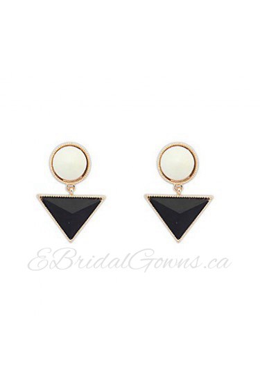 Europe And America New Fashion Punk Triangle Round Earrings