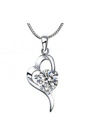 White Crystal Heart Pendant Fashion Heart-shaped Zircon Collar Necklace And Chain Female Model Fine Jewelry