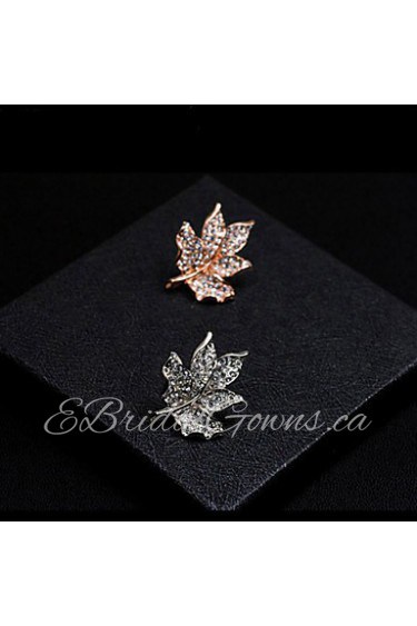 Maple Leaf Brooch (1Pc)