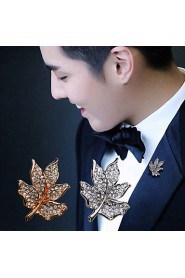 Maple Leaf Brooch (1Pc)