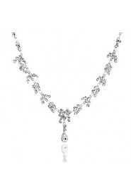 Graceful Ladies'/Women's Alloy Wedding/Party Jewelry Set With Rhinestone