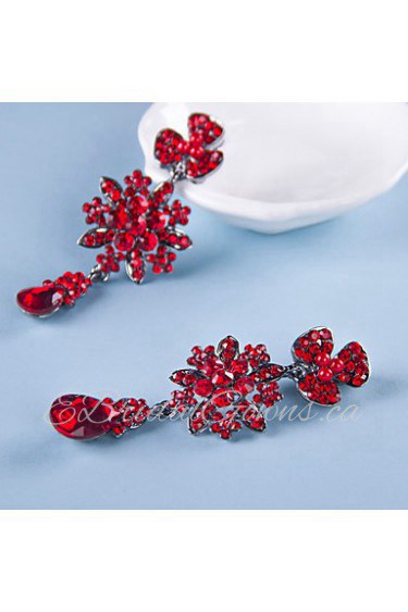 Red Goegerous Rhinestone Wedding/Party Drop Earrings