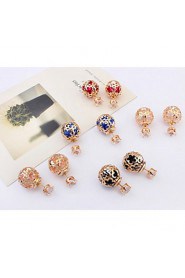 Hot Sale Alloy Stud Earrings Wedding Jewelry Women's Fashion Hollow Ball Design Double Faced Crystal Earrings Wholesale